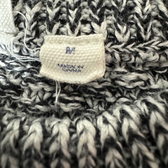 GAP Cotton Raglan Sleeve Crew Neck Black/White Size Medium - Picture 8 of 9